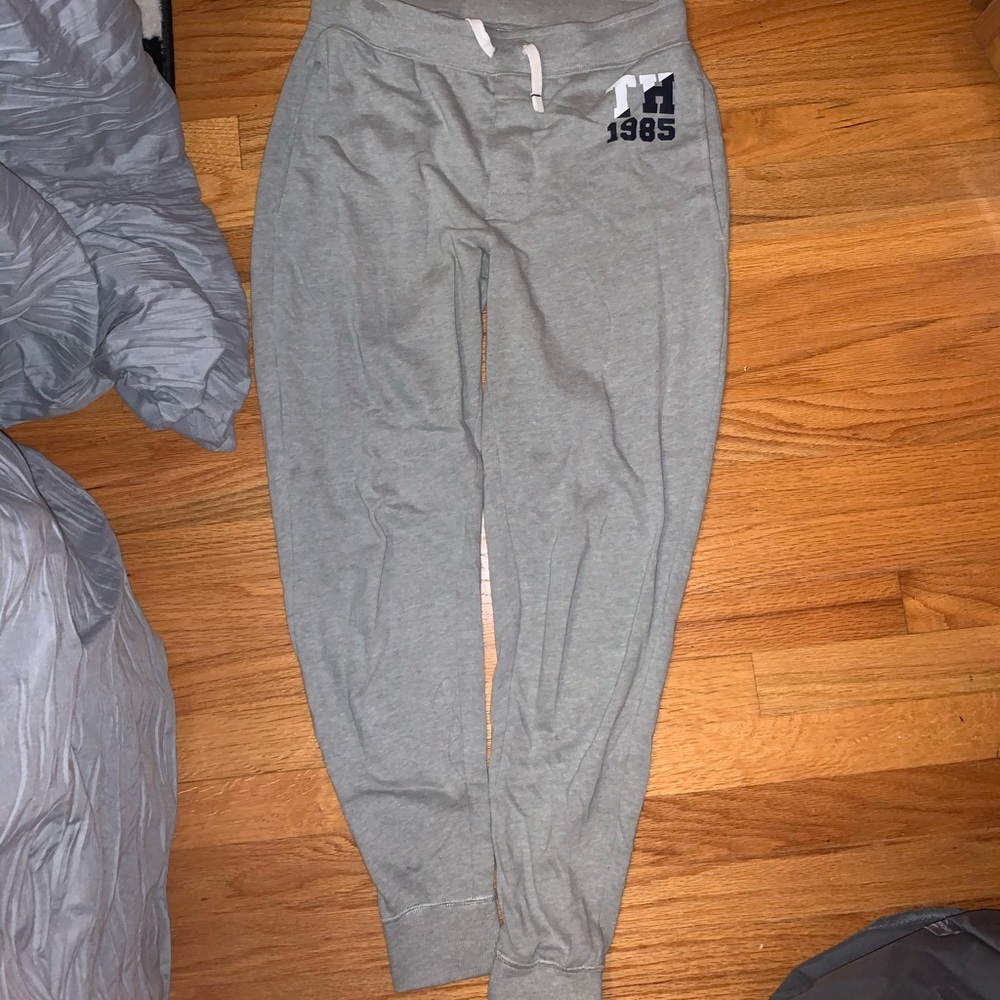 tommy hilfiger joggers
